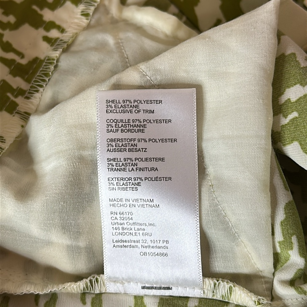 Urban Outfitters Olympia Printed Wide Leg Pants Large - Picture 8 of 9